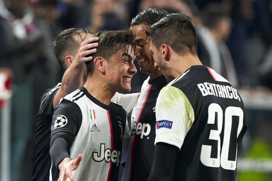 Ronaldo Send Juve Into Champions League Quarters